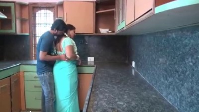 Chennai aunty pakathu veetu paiyan udan ool seiyum