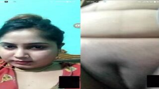 Chubby Bhabhi Big Boobs Fat Pussy Showing