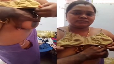 Chennai Aunty Nude Big Boobs Pressing Tempting